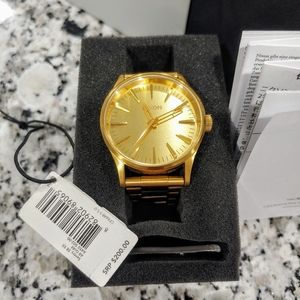 Nixon Sentry 38 SS "all gold" watch